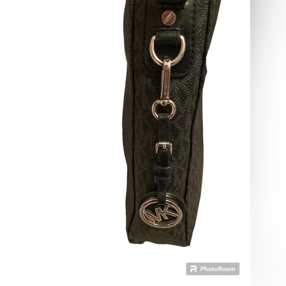 MICHAEL KORS  JetSet Travel Messenger Crossbody Bag Black/Logo-Print Canvas - Picture 4 of 6